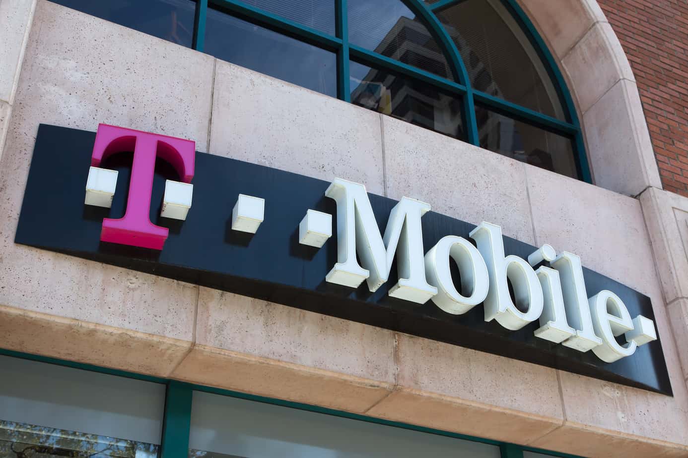 t-mobile-headquarters-hq-sign-image-poster-logo-brand