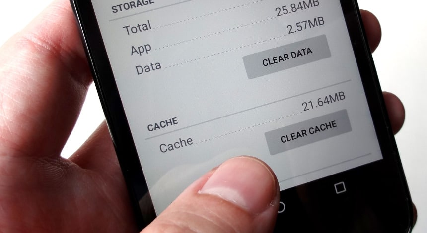 clearing app data